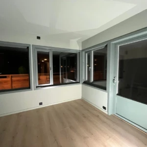 Før og etter en brannskade